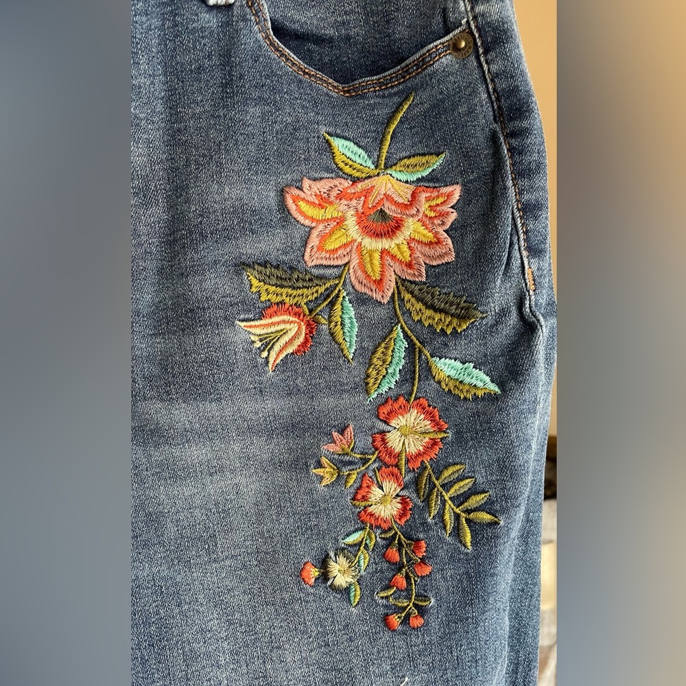 Old Navy Embroidered Jeans